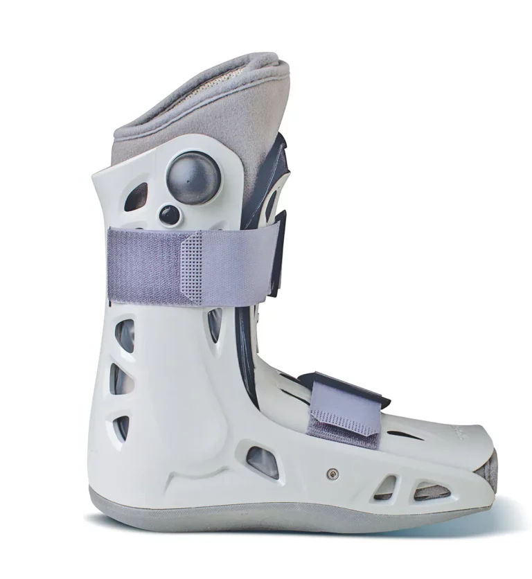 Botte orthopédique courte AirSelect pour immobilisation de la cheville