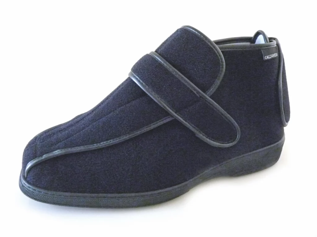 Chausson orthopédique confort bleu pour maintien du pied et confort au quotidien