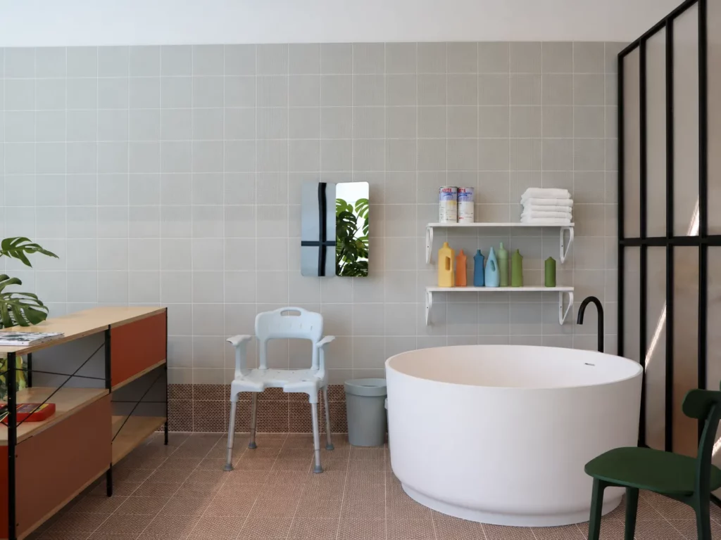 Chaise de douche réglable avec accoudoirs pour confort et sécurité dans la salle de bain